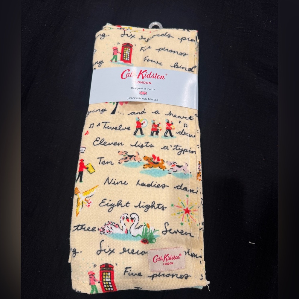 3 Cath Kidston “12 days of Christmas-cream” Printed Towels-GREAT hostess gift 🎁
